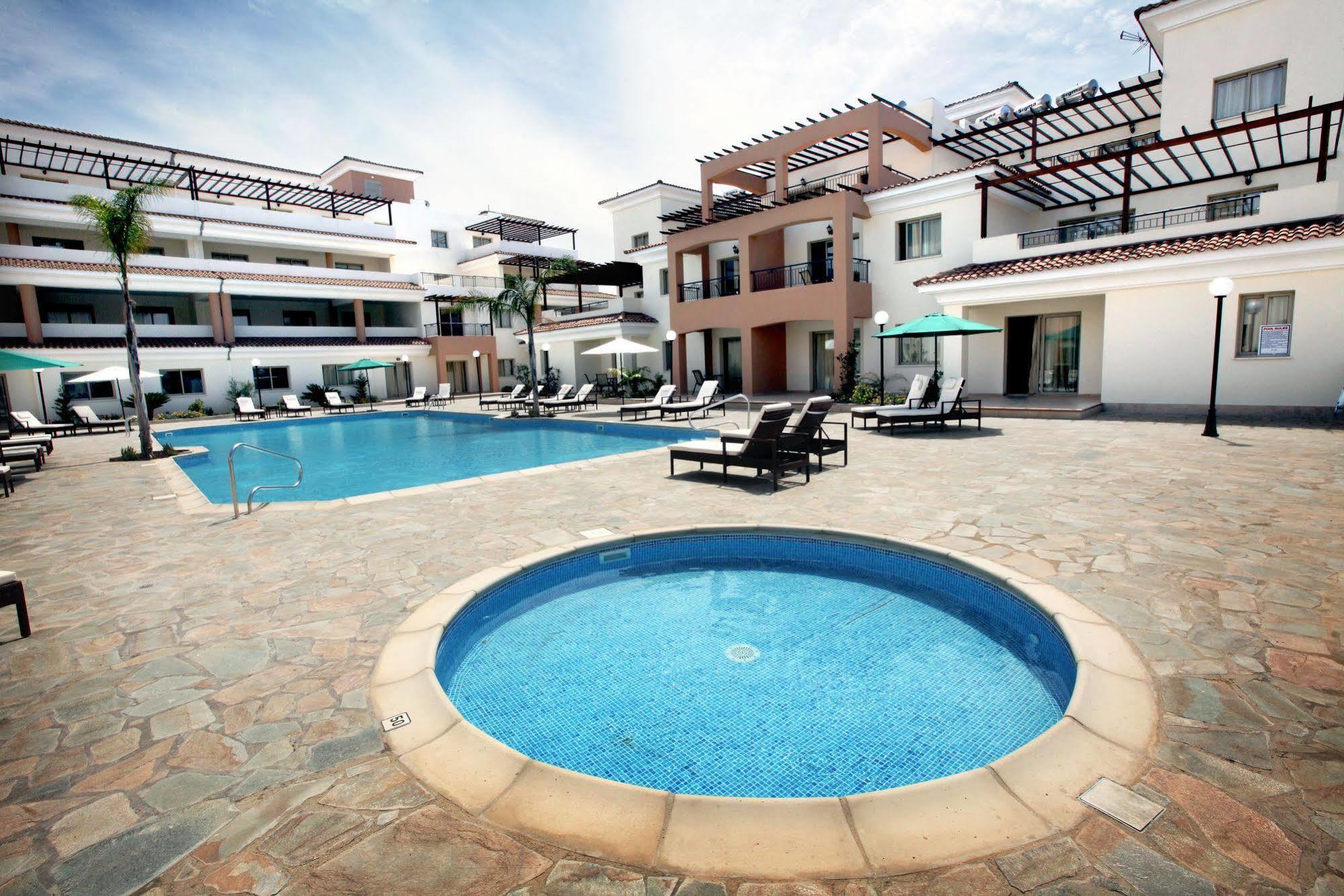 Oracle Exclusive Resort Paphos Exterior foto